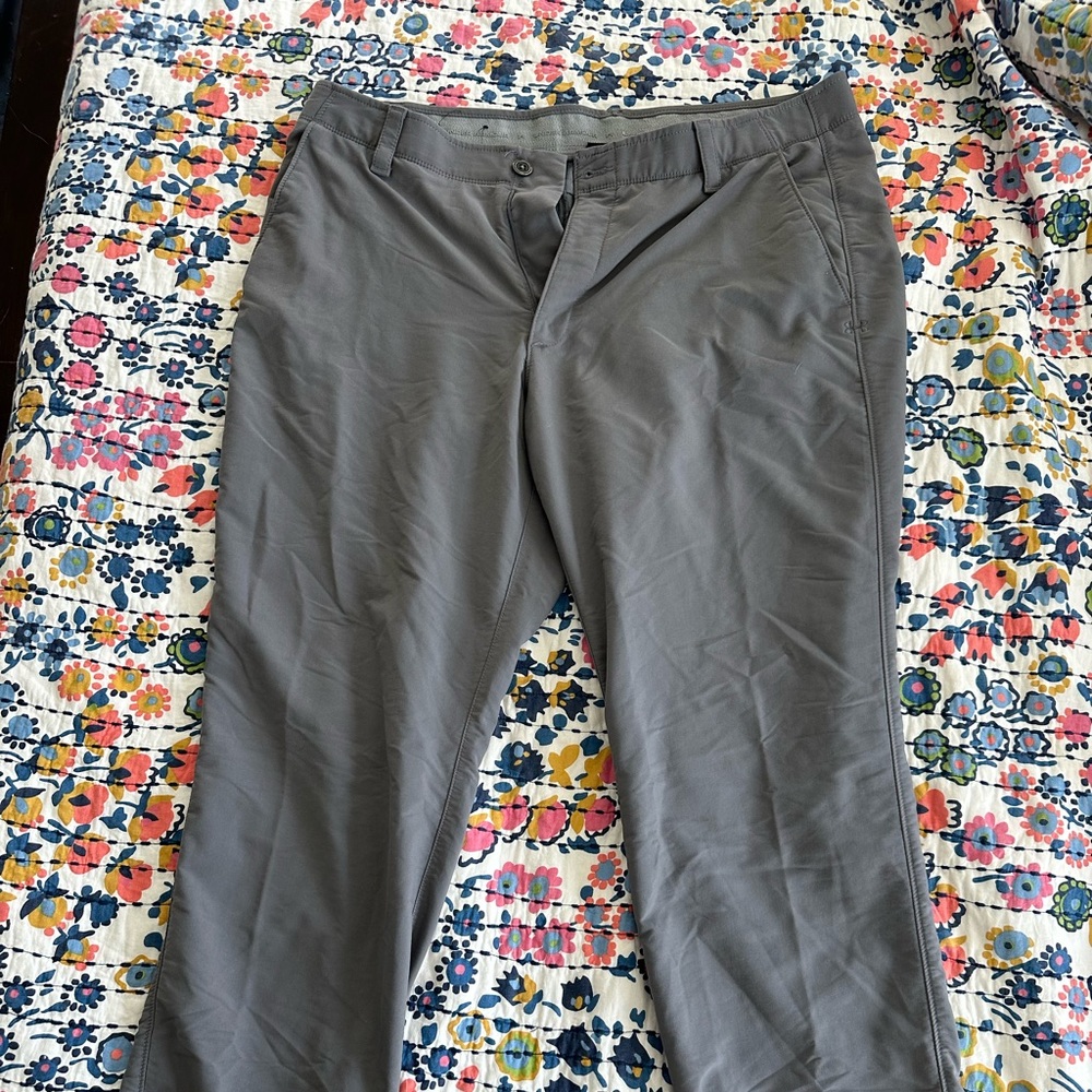Under Armour gray size 38x32 pants